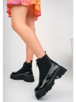Marshetta Shoes Isabel Model Siyah Kırık Rugan Kalın Tabanlı Önden Fermuarlı Kadın Bot