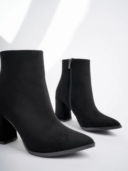 Marshetta Shoes Legend Model Siyah Süet Sivri Burun Kalın Topuklu Yandan Fermuarlı Kadın Bot