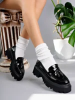 Class Model Siyah Rugan Püsküllü Kadın Loafer Ayakkabı
