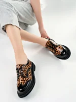 Leopatra Model Leopar Desenli Siyah Rugan Kadın Günlük Oxford Bağcıklı Ayakkabı